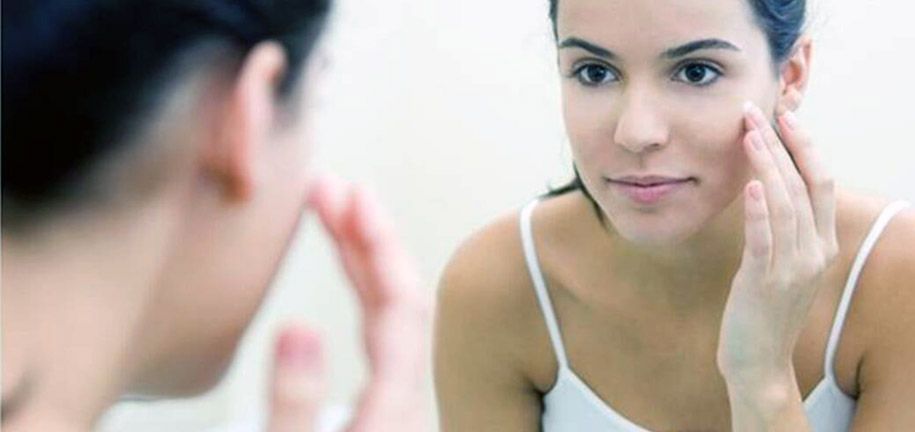 夏の後に肌を回復する方法